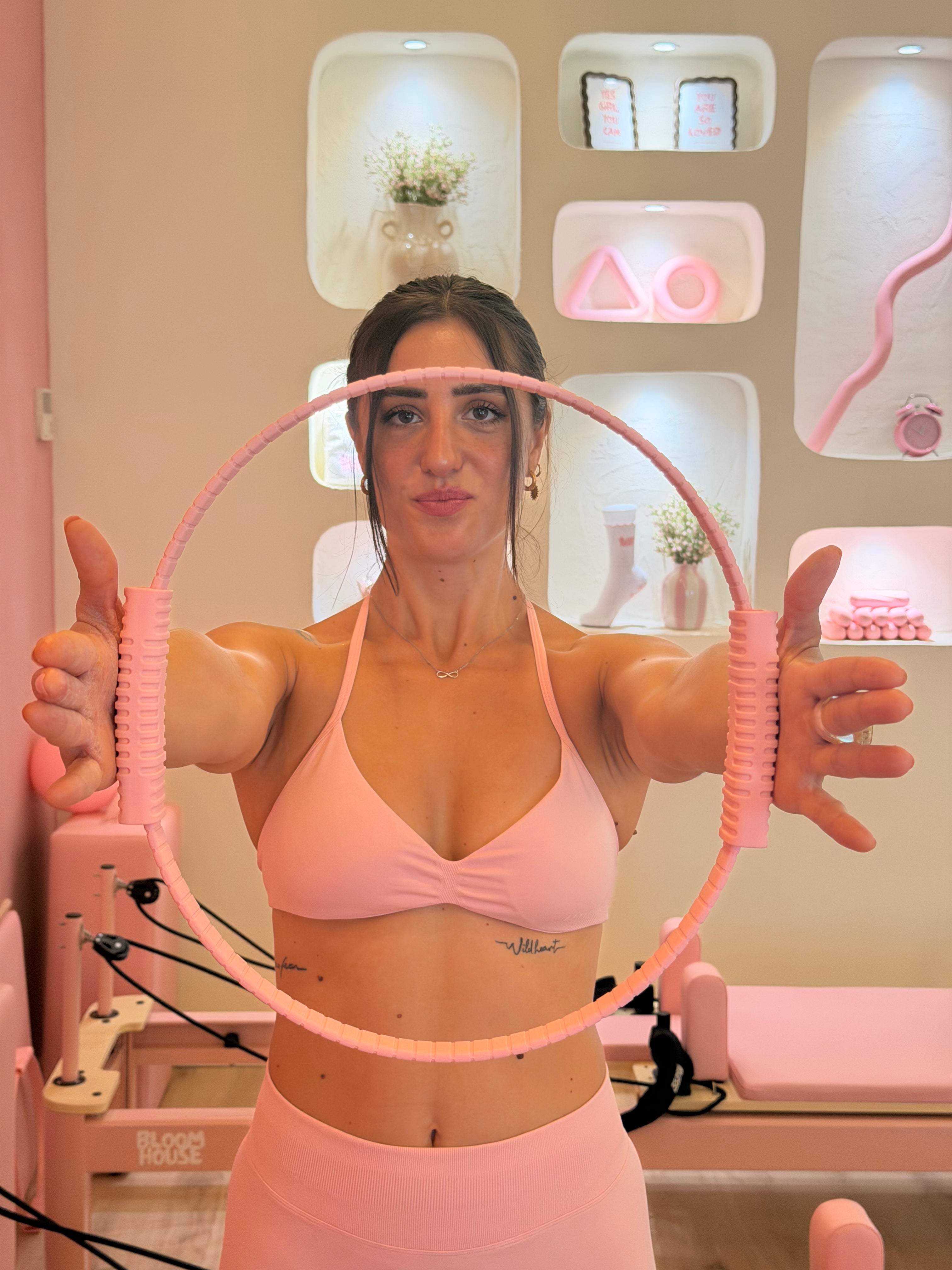 Top Rosa tirante fino y frunce central - Hot Summer Capsule